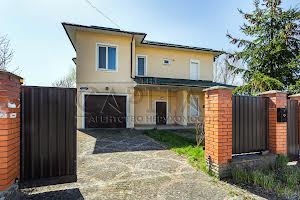будинок за адресою Озерна вул., 31