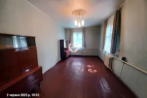 дом по адресу Бобровицкая ул.