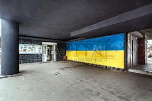 комерційна за адресою Володимирська вул., 73