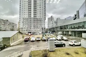 коммерческая по адресу Днепровская набережная ул., 1-А