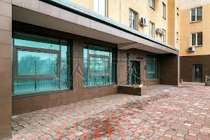комерційна за адресою Київ, Саперно-Слобідська вул., 22