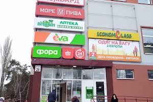 комерційна за адресою Чорних Запорожців вул. (Петра Запорожця), 28