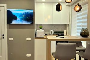 квартира за адресою Богатирська вул., 18