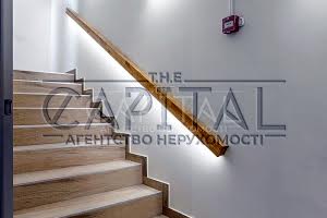 коммерческая по адресу Днепровская набережная ул., 18-Б