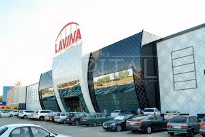 комерційна за адресою Садова вул., 36