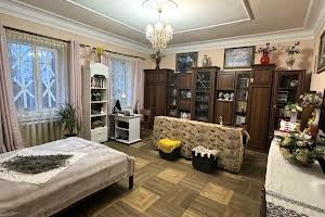 будинок за адресою центральна
