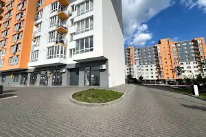 комерційна за адресою Немирівське шосе, 94