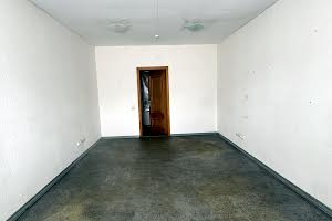 комерційна за адресою Київ, Автопаркова вул., 7