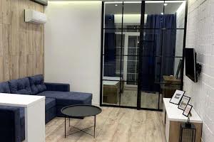 квартира за адресою Максима Максимовича, 26б