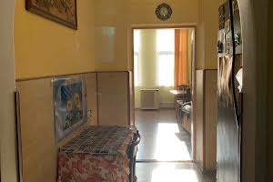 квартира за адресою Огіркова вул., 11