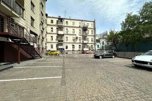 комерційна за адресою Тараса Шевченка бульв., 33-Б