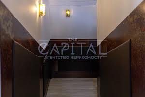 комерційна за адресою Панаса Мирного вул., 8