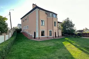 дом по адресу Лесі Українки ул., 23
