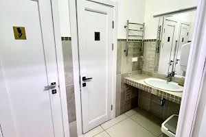 комерційна за адресою Кловський узвіз, 7a