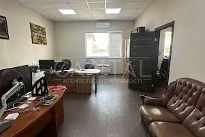 комерційна за адресою Приколійна вул., 9