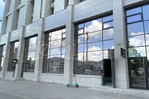 комерційна за адресою Хрещатик вул., 16