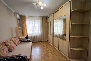 квартира за адресою Стадіонна вул., 6-А