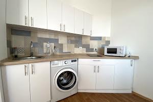 квартира за адресою Софії Русової вул., 3