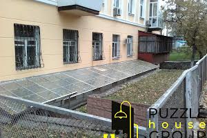 комерційна за адресою Джона Маккейна вул. (Івана Кудрі), 9