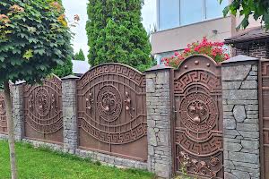 будинок за адресою Харківська вул., 4