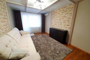 квартира за адресою Карпенка вул., 26