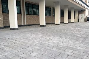 комерційна за адресою Васильківська вул., 37
