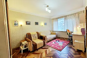 квартира за адресою Космічна вул., 1/10