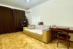 квартира за адресою Туркестанська вул., 30