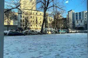 комерційна за адресою Єжи Ґедройця вул. (Тверська), 6