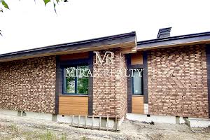 будинок за адресою с. Таценки, Лугова
