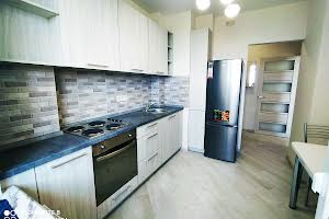 квартира за адресою Гранітна вул., 1