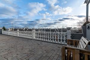 дом по адресу Монтажников ул.