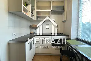 квартира за адресою Польова вул., 8