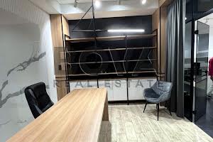 комерційна за адресою Бессарабська пл., 5