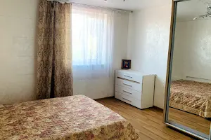дом по адресу 76 Садовая