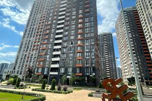 комерційна за адресою Дніпровська набережна вул., 18-А