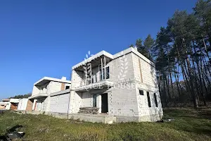 будинок за адресою Паркова 12