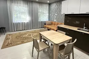 квартира за адресою Івана Мазепи просп. (Петровського), 31