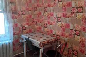 квартира за адресою Комунальників вул., 10
