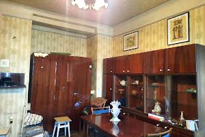 квартира за адресою Куликівський узвіз (Революції), 8/10