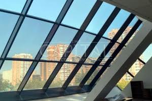 комерційна за адресою Лесі Українки бульв., 30В