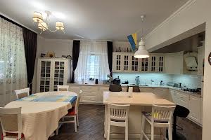 будинок за адресою Київська вул.