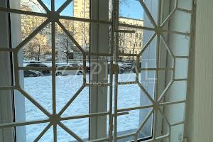 комерційна за адресою Єжи Ґедройця вул. (Тверська), 6