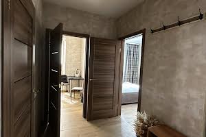 квартира за адресою Козакевича вул., 25