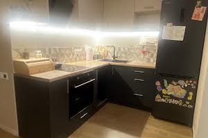 квартира за адресою Козакевича вул., 31