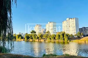будинок за адресою Райдужна вул.