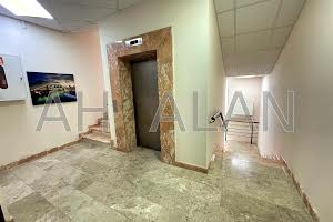 коммерческая по адресу Крутой спуск, 7