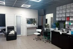 комерційна за адресою Центральна вул., 33