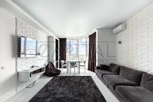 квартира за адресою Мейтуса, 4