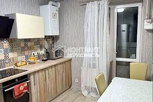 квартира по адресу Гвардейцев-Широнинцев ул., 29В